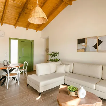 Villa Dionisis By Vintage Travel